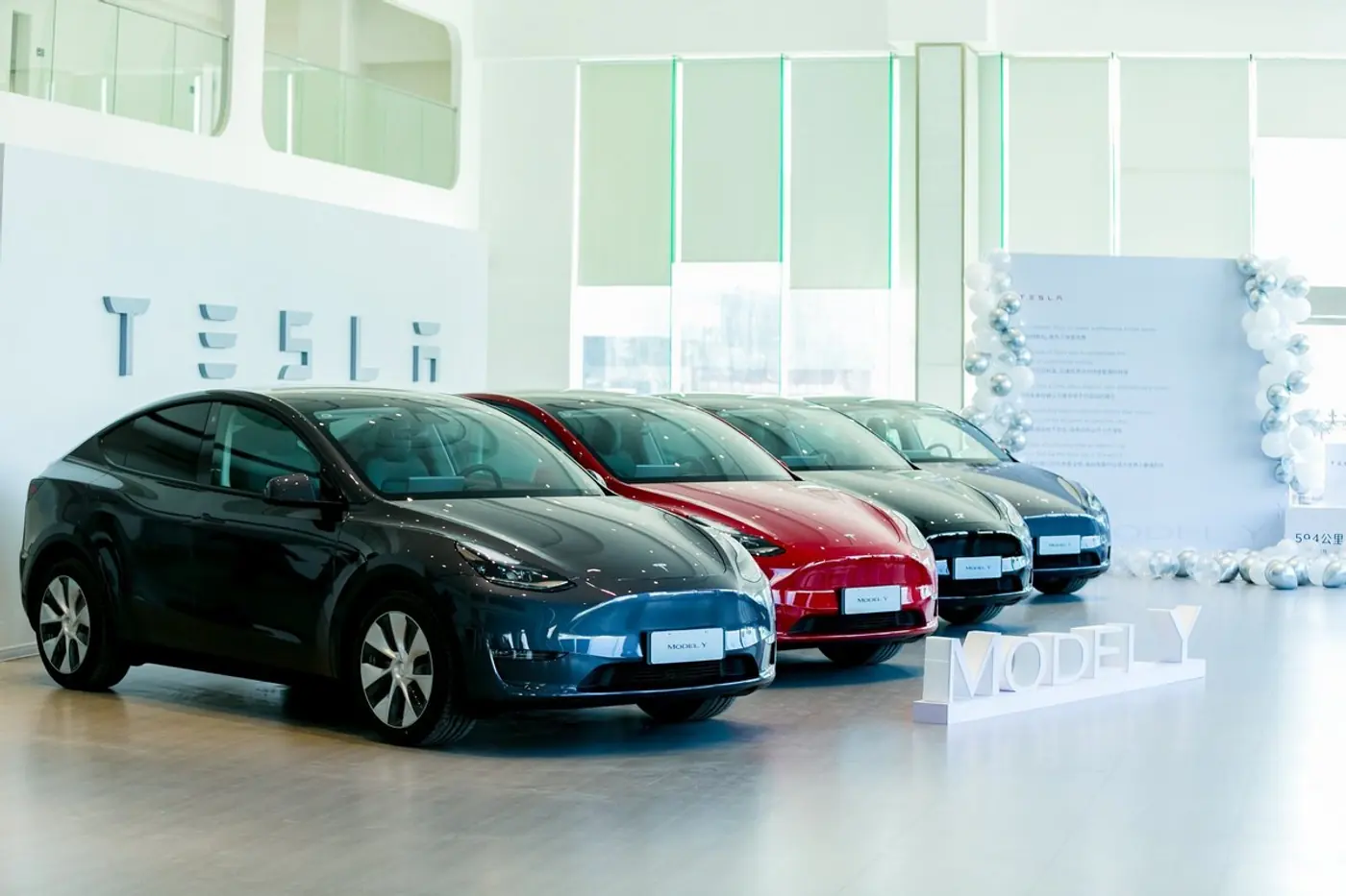 Самым продаваемым автомобилем в Китае снова оказалась Tesla Model Y