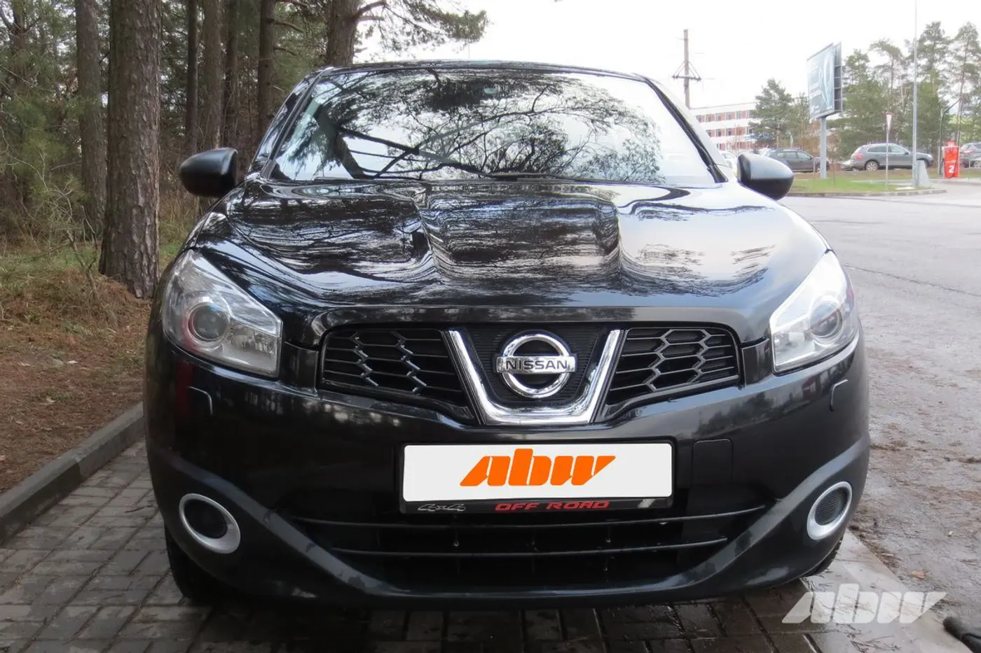 Nissan_Qashqai_спереди