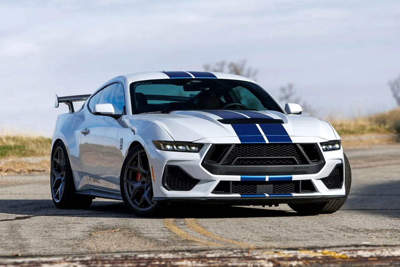 С компрессорным V8 и механикой: представлен новый Shelby GT350