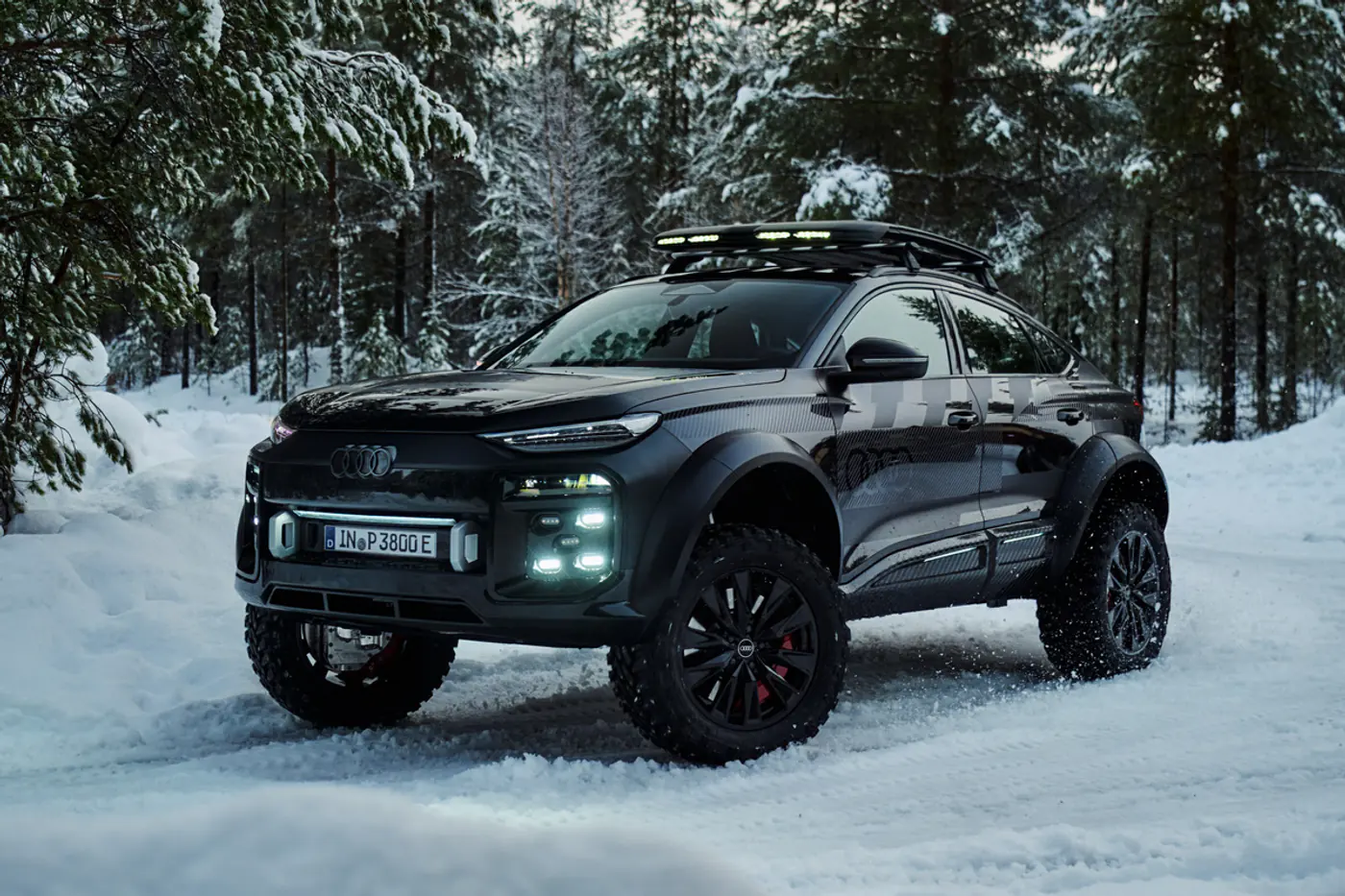 Audi Q6 e-tron превратили в экстремальный внедорожник