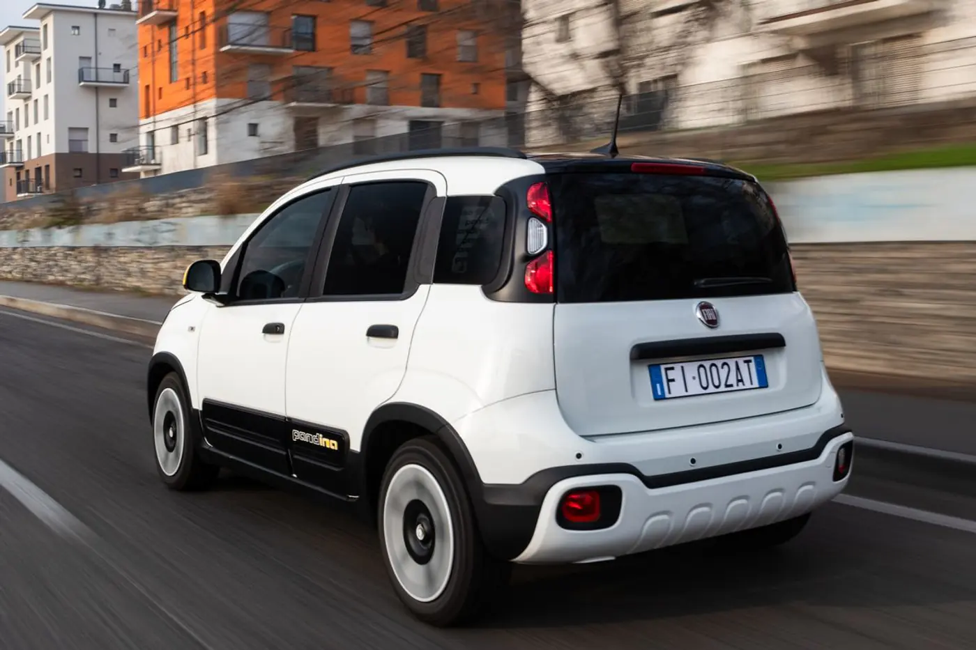Пополнение в «медвежьем» семействе Fiat: знакомство с «Большой Пандой»