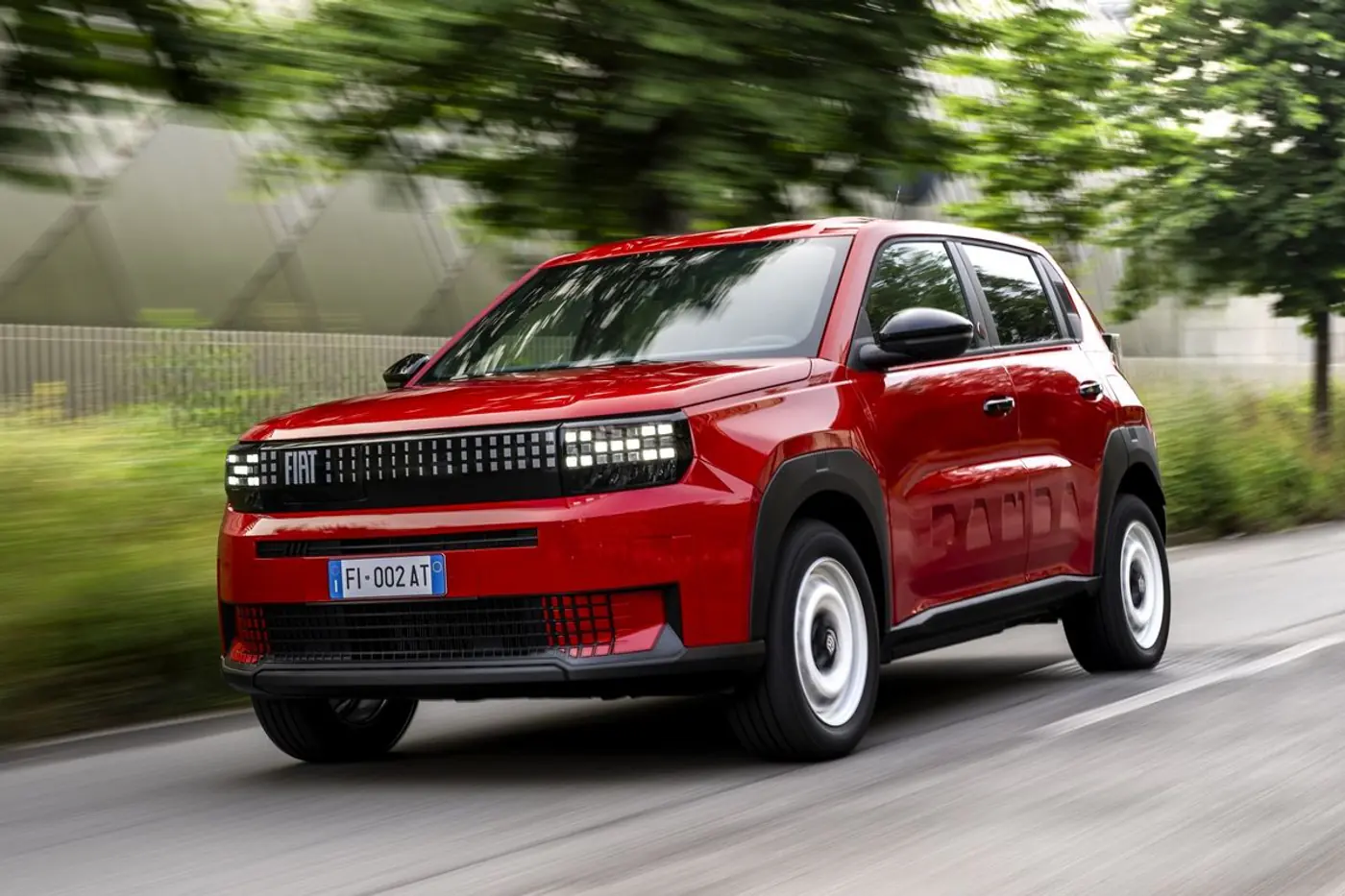 Пополнение в «медвежьем» семействе Fiat: знакомство с «Большой Пандой»