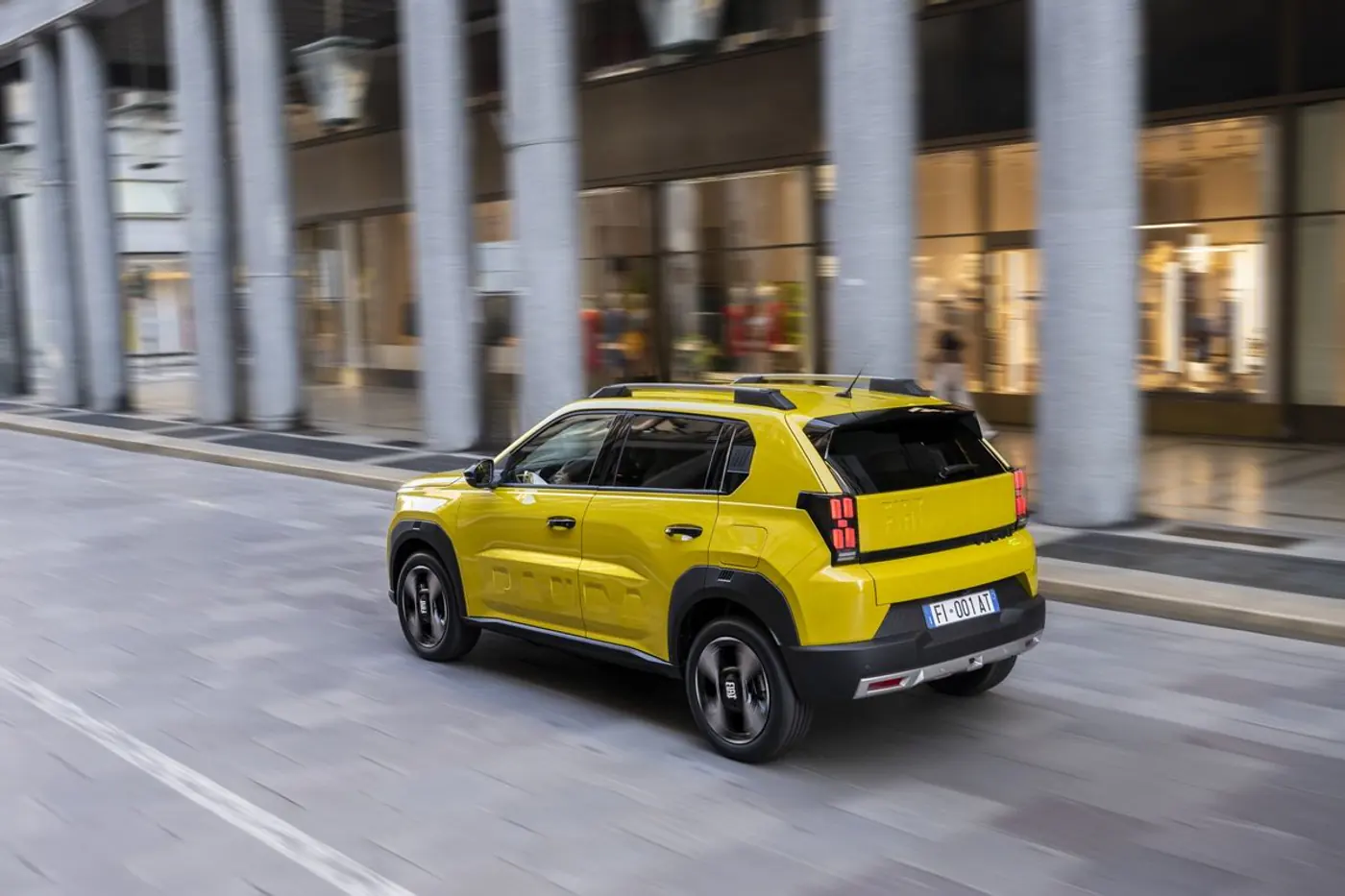 Пополнение в «медвежьем» семействе Fiat: знакомство с «Большой Пандой»