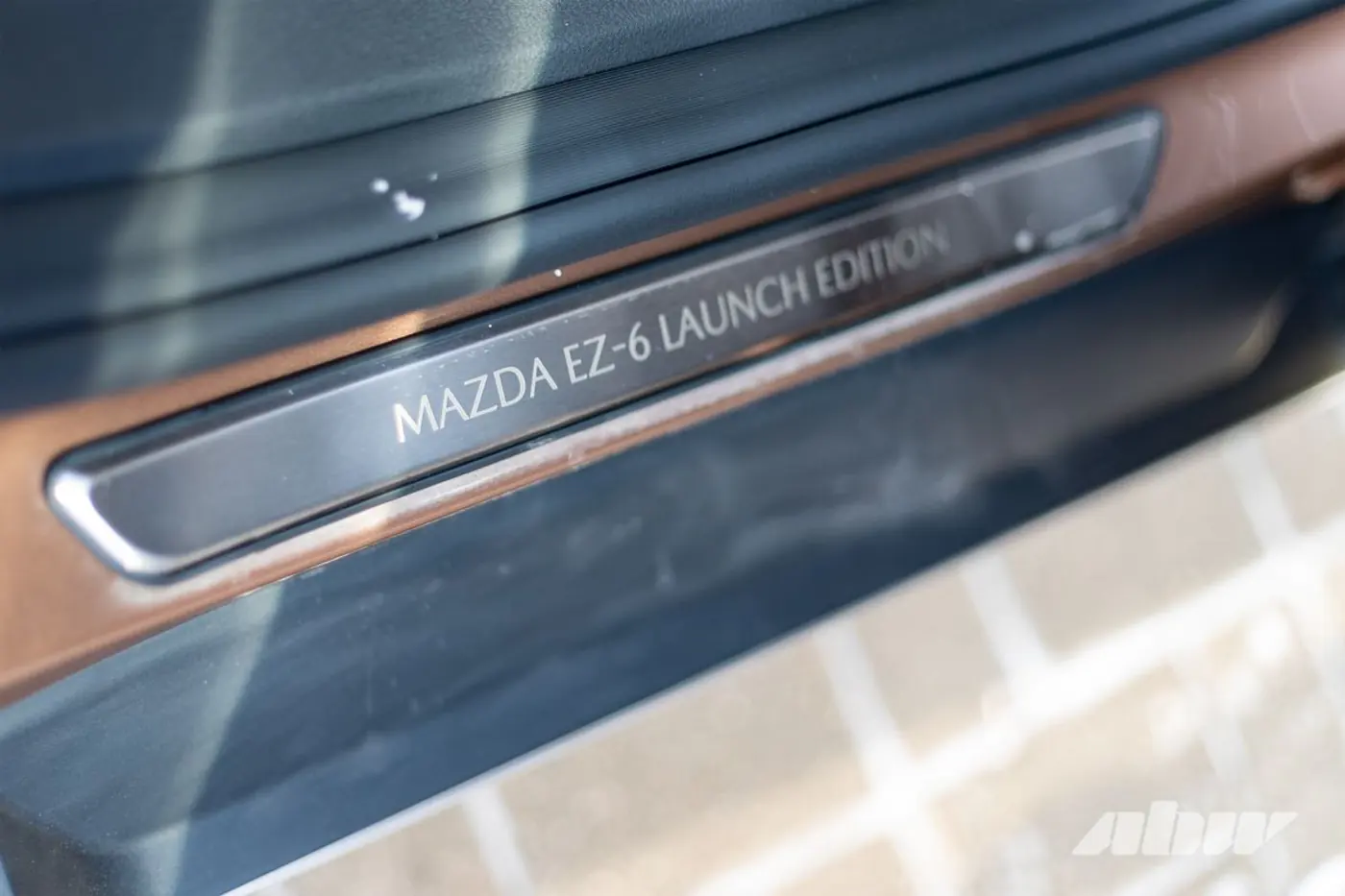Mazda EZ-6 на фоне предшественницы: гнев, торг, принятие