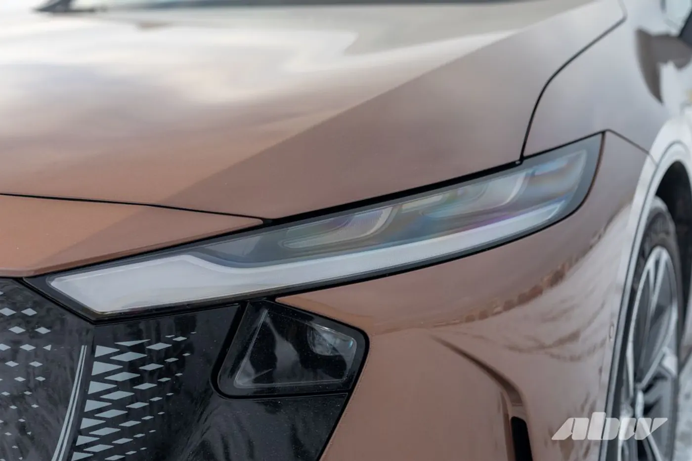 Mazda EZ-6 на фоне предшественницы: гнев, торг, принятие