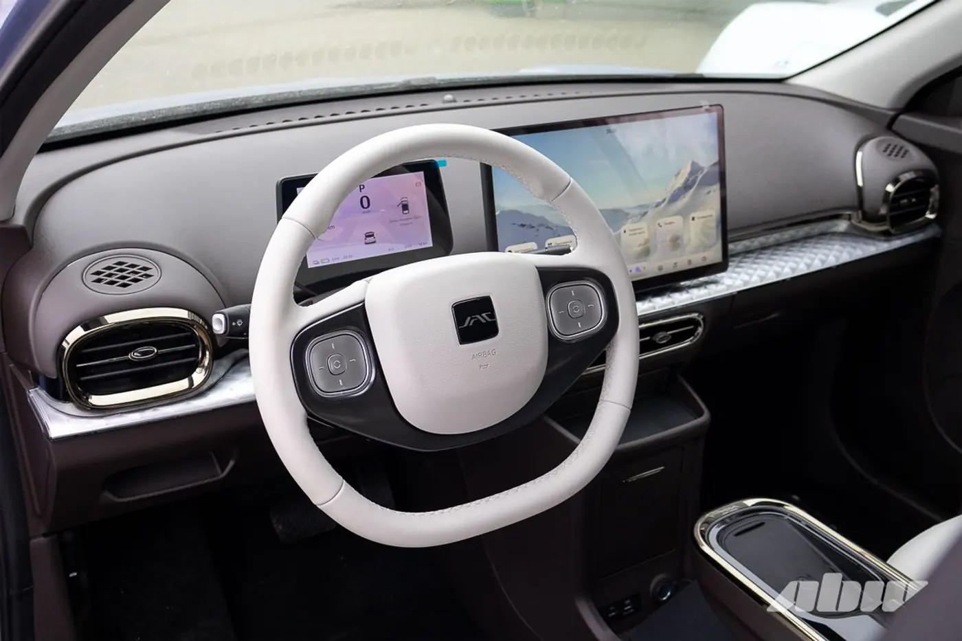 «Электричка» за 6580 рублей, пикап за 14 850. Импортер JAC представил новую кредитную программу