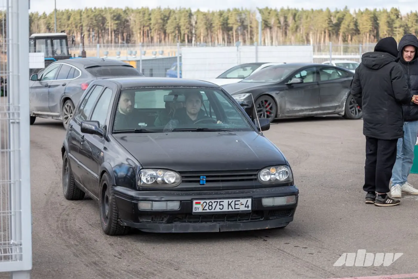 Гонки на дизельном Golf: напугали Impreza, удирали от Tiguan