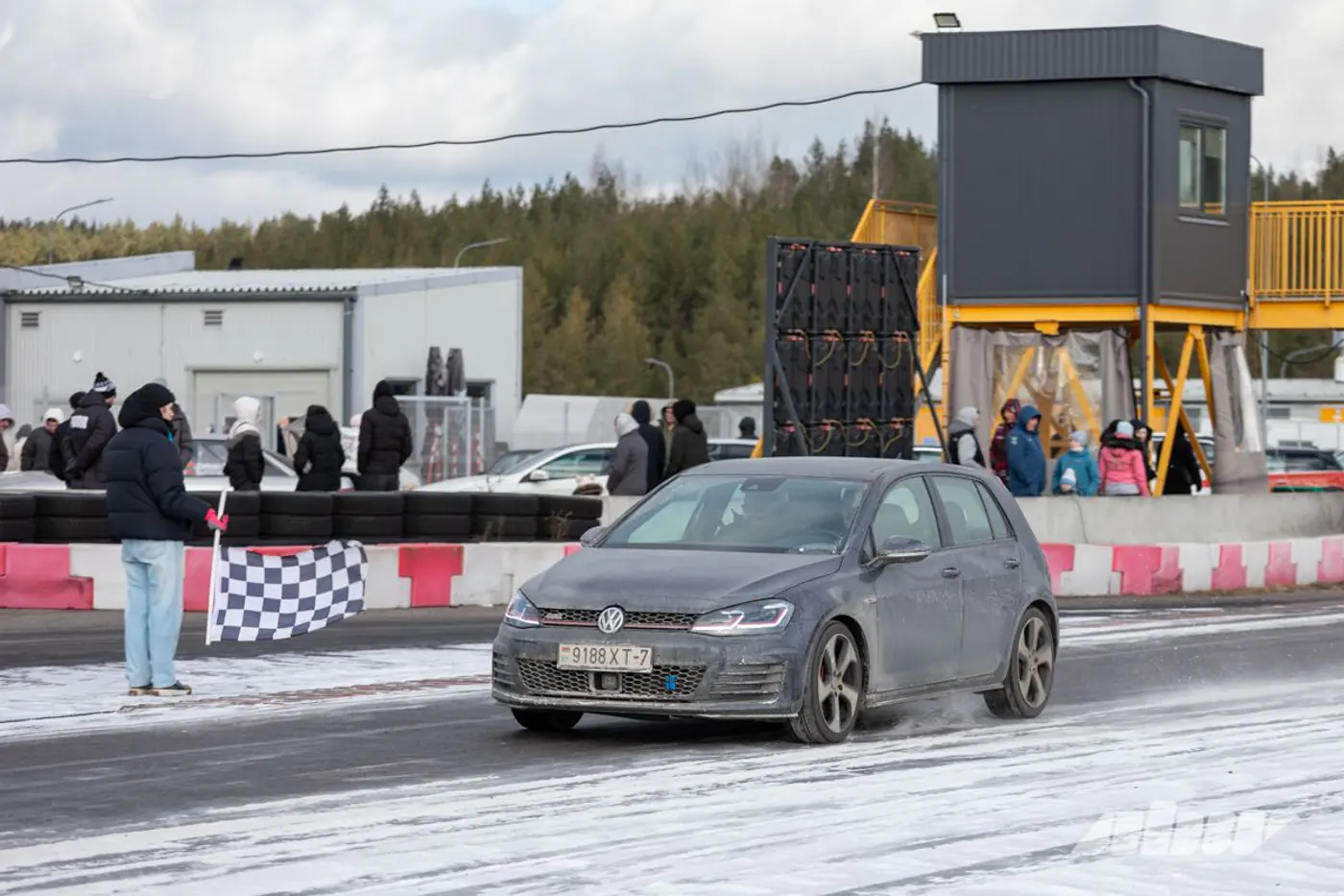 Гонки на дизельном Golf: напугали Impreza, удирали от Tiguan