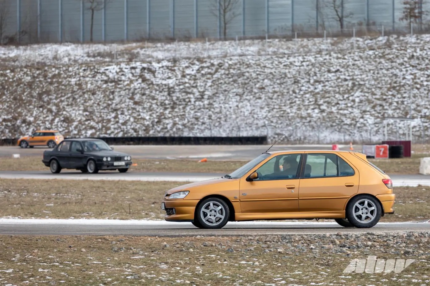 Гонки на дизельном Golf: напугали Impreza, удирали от Tiguan