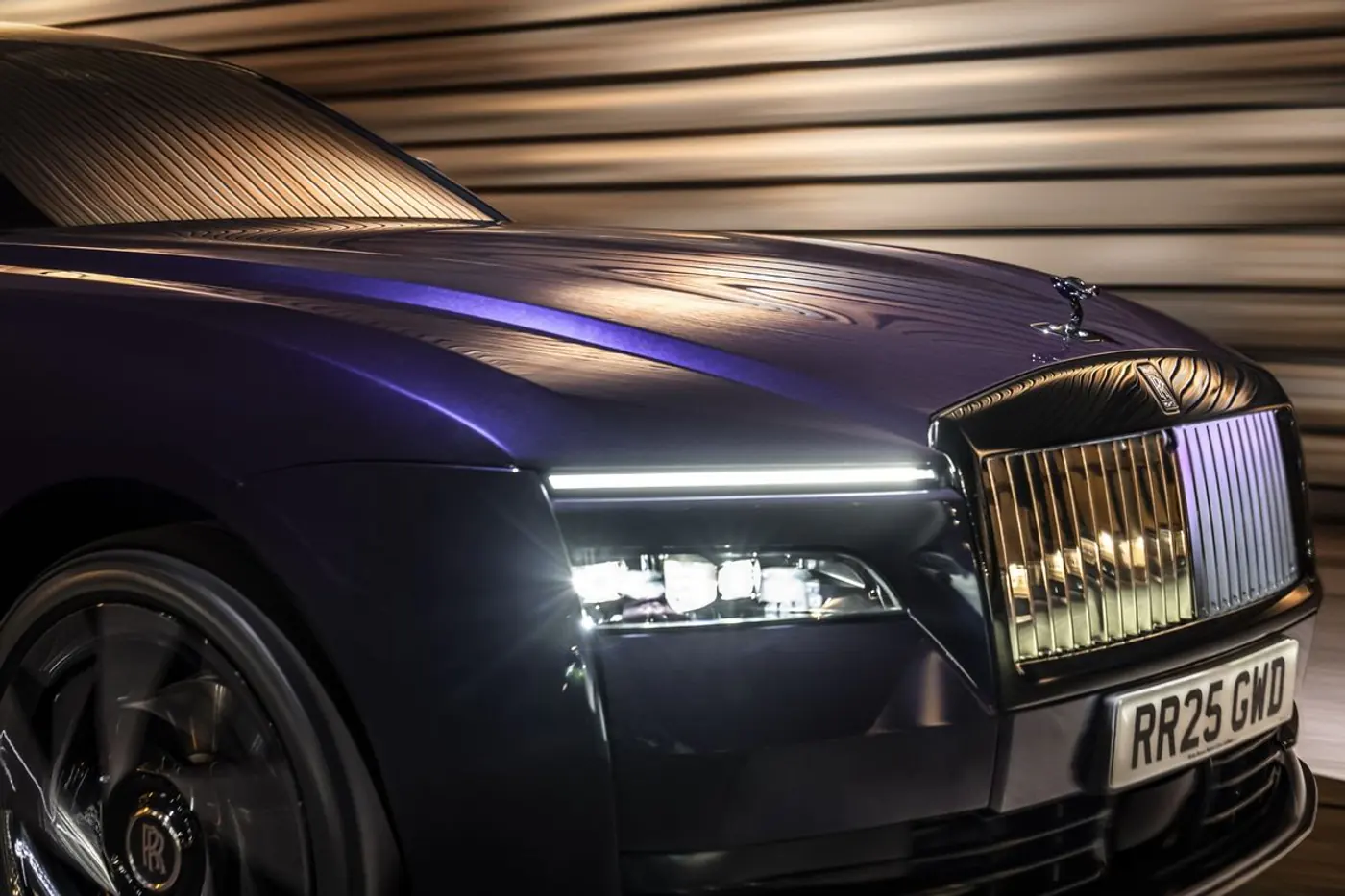 Купе Black Badge Spectre – самый мощный Rolls-Royce в истории