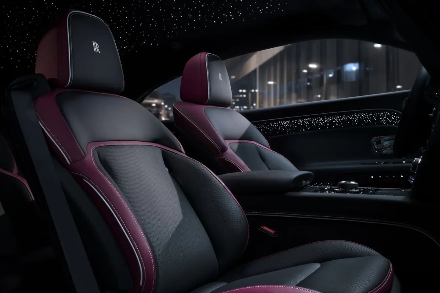 Купе Black Badge Spectre – самый мощный Rolls-Royce в истории