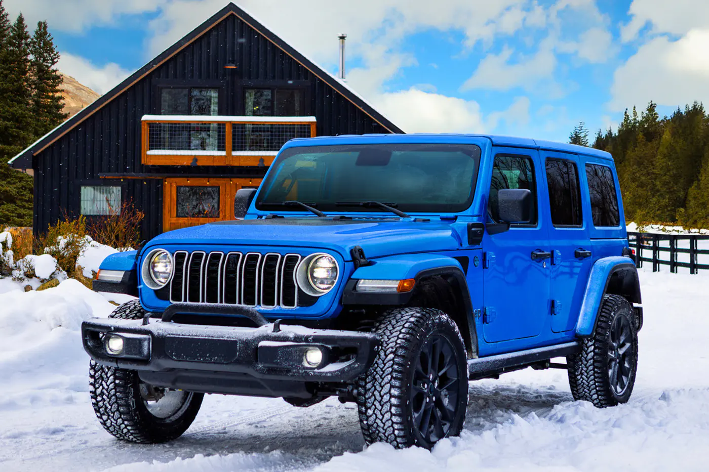 С улучшенной проходимостью: новые спецверсии моделей Jeep и Rivian