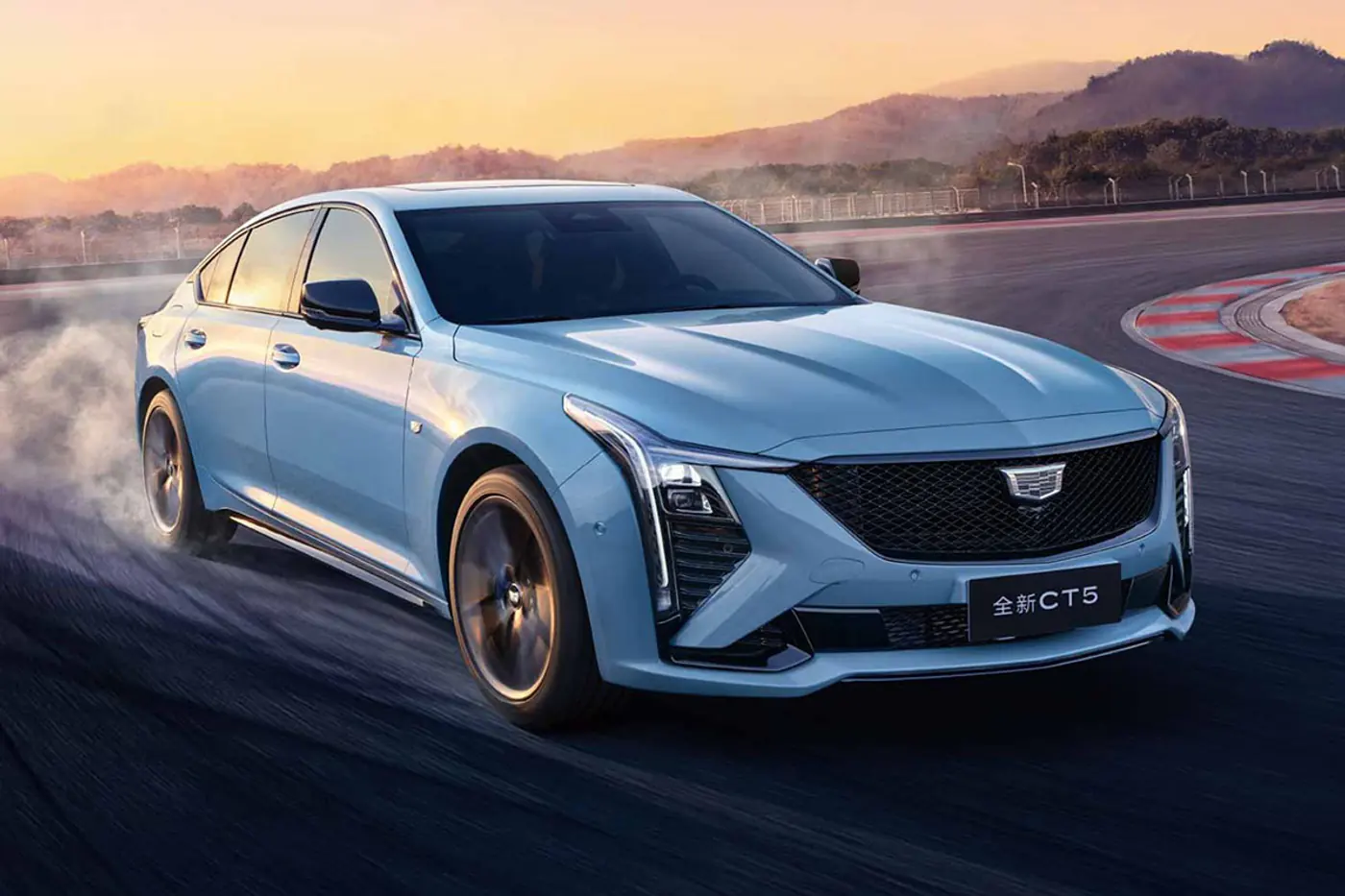 Cadillac CT5-V Blackwing установил новый рекорд времени круга на треке в Китае