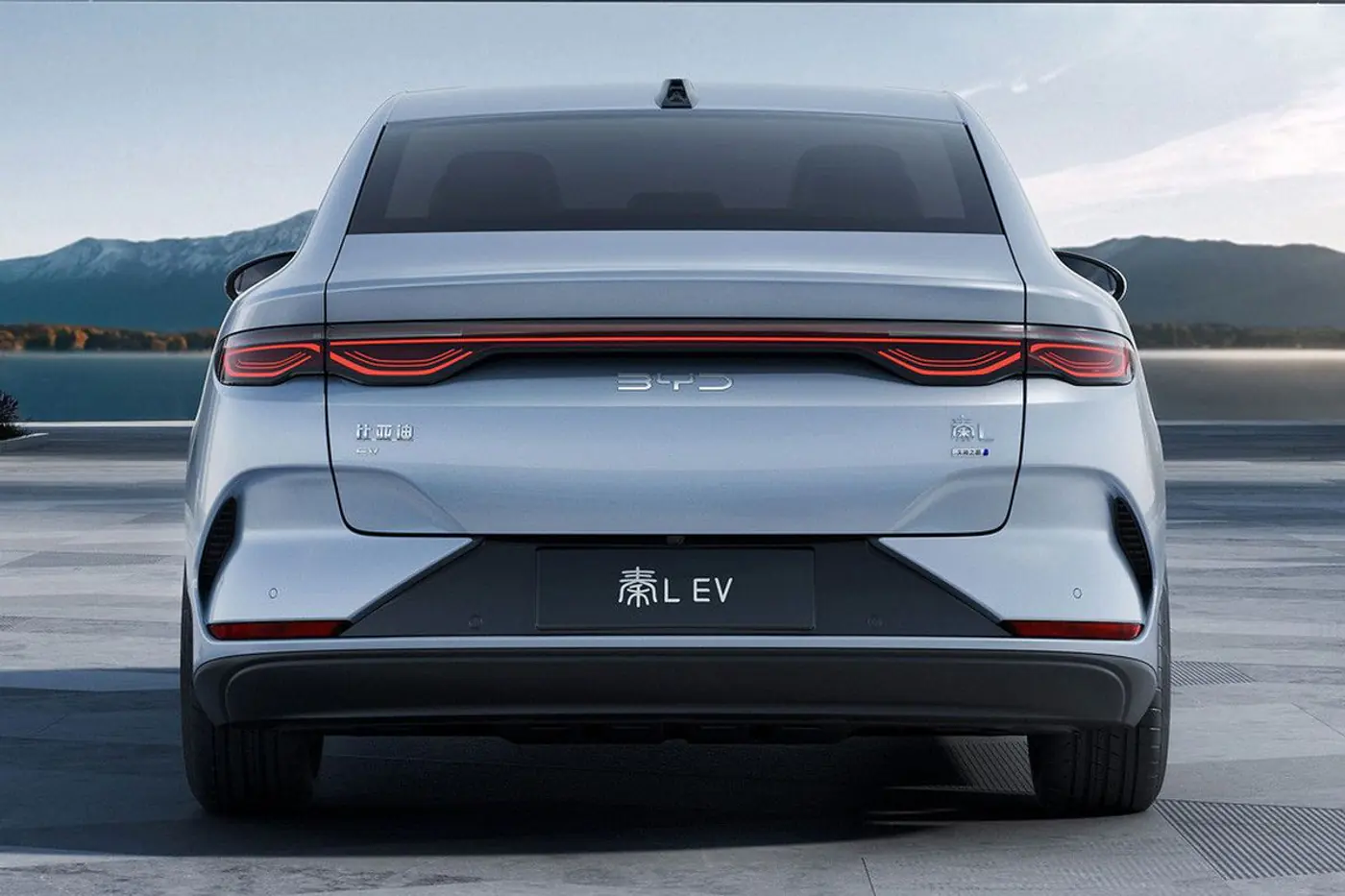 Показан новый электрический седан BYD Qin L EV