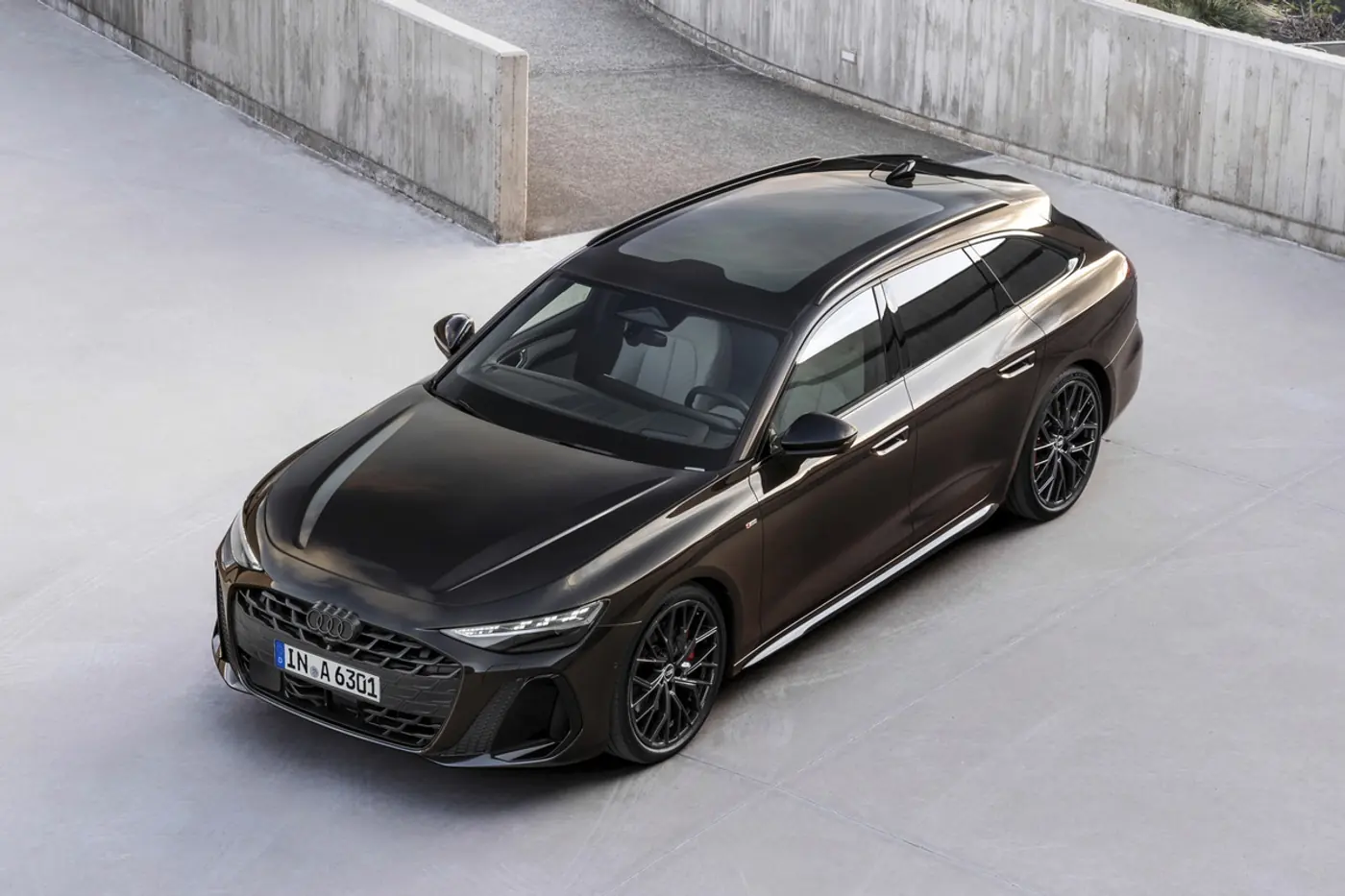 Аэродинамика лучше, багажник скромнее: рассказываем про новый универсал Audi A6 Avant