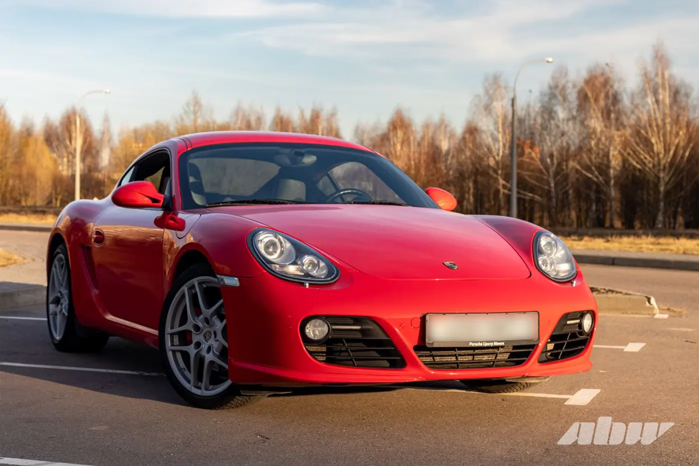 Шесть лет с мотором за спиной: история любви к Porsche Cayman S