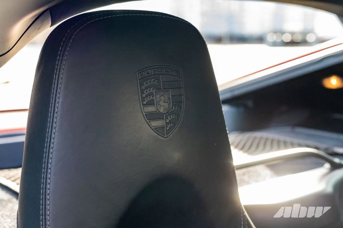 Шесть лет с мотором за спиной: история любви к Porsche Cayman S