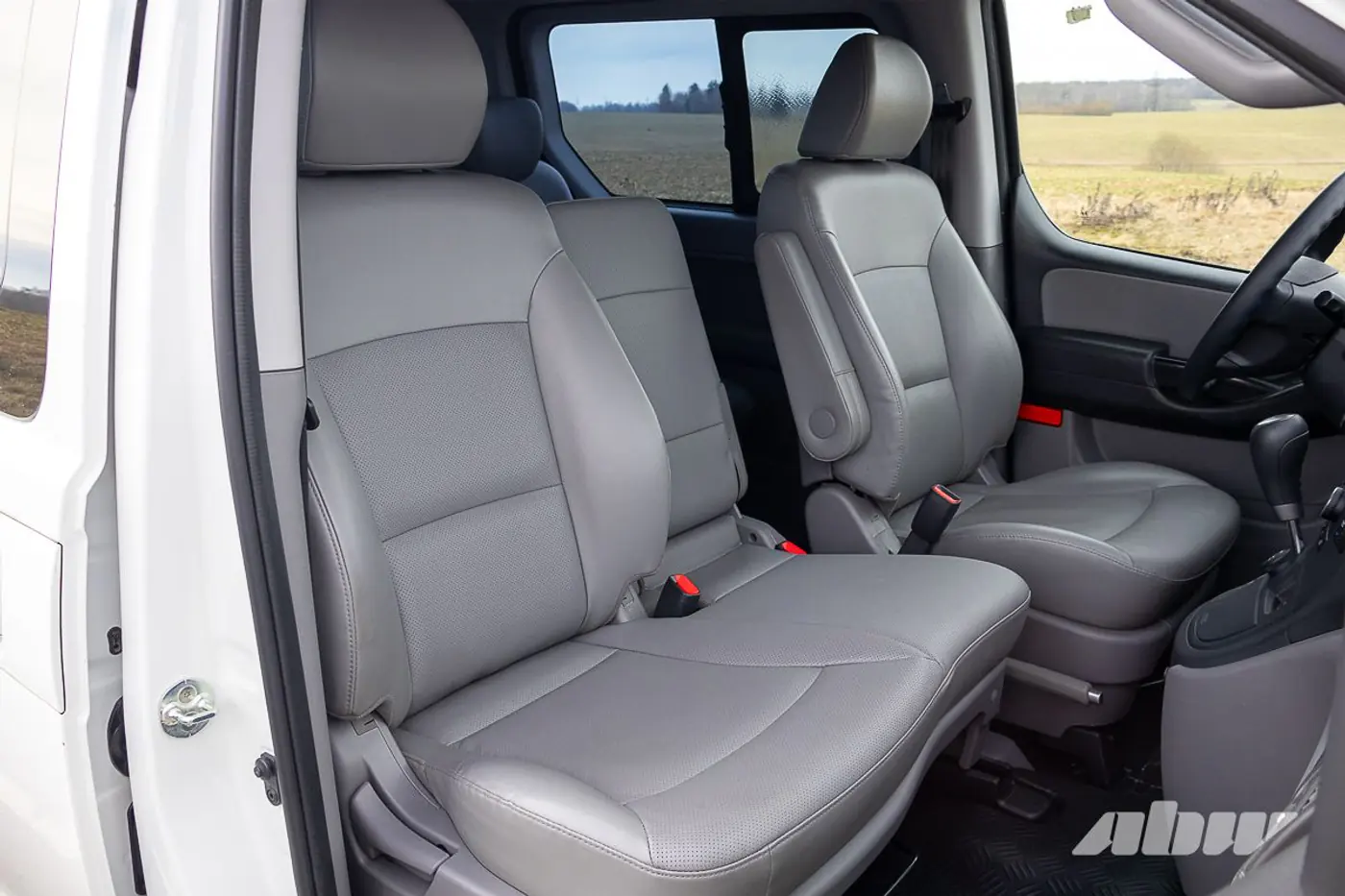 «Буханка» по-корейски: тест подержанного Hyundai Grand Starex