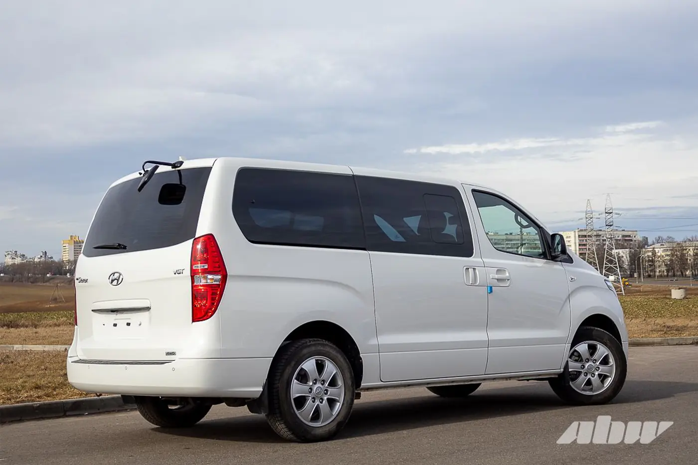 «Буханка» по-корейски: тест подержанного Hyundai Grand Starex