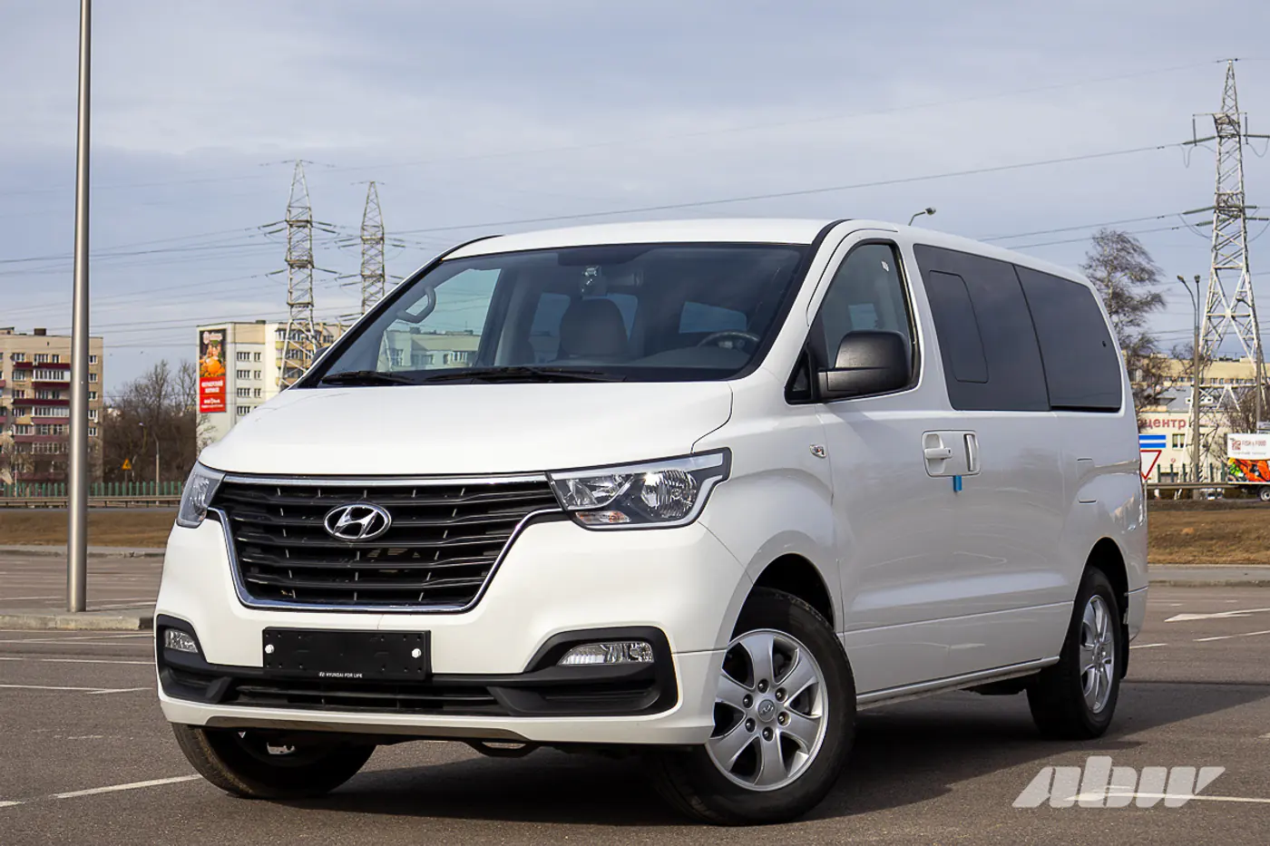 «Буханка» по-корейски: тест подержанного Hyundai Grand Starex