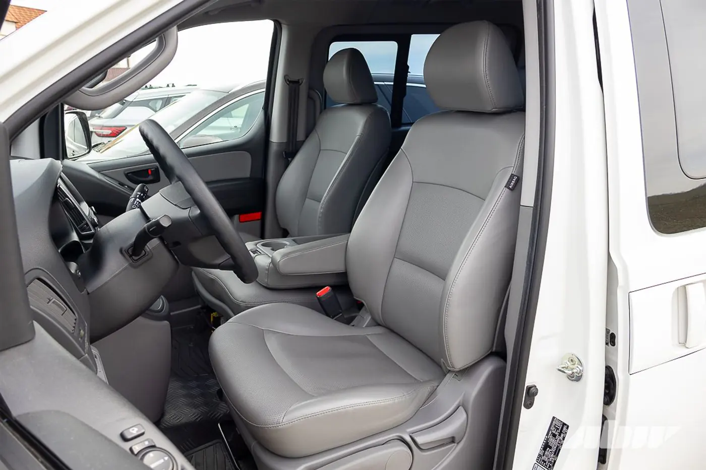 «Буханка» по-корейски: тест подержанного Hyundai Grand Starex