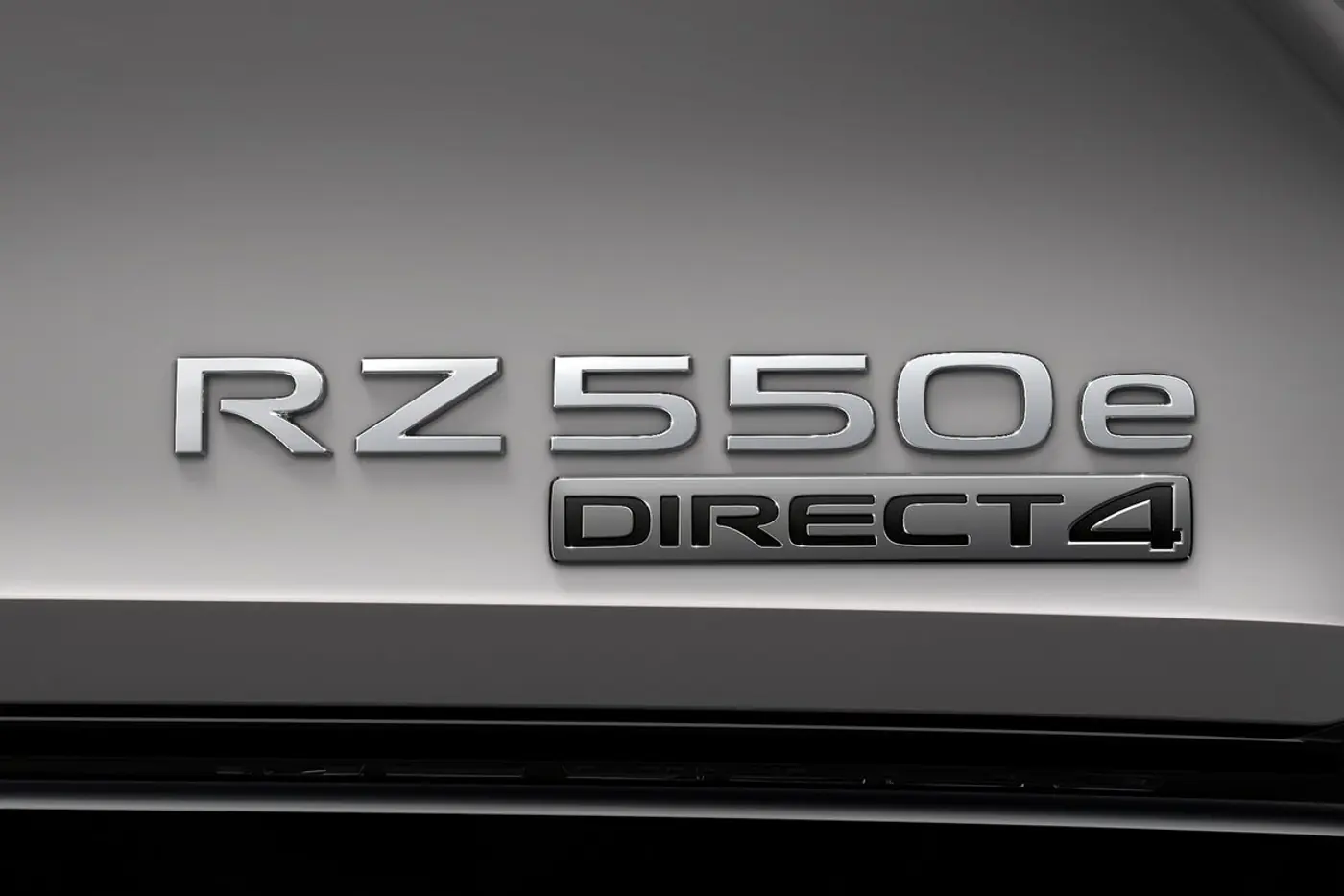 Обновленный кроссовер Lexus RZ получил руль «по проводам»