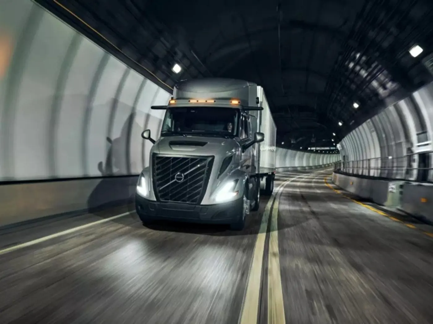 Volvo разработала новую платформу для тягачей VNR