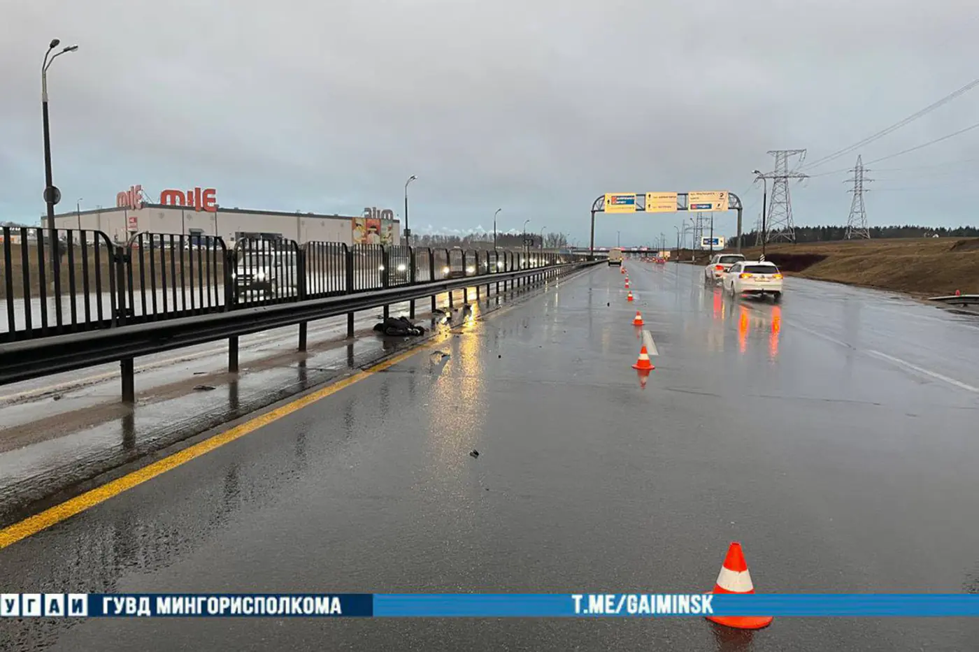 На МКАД мужчина перебегал дорогу – он погиб