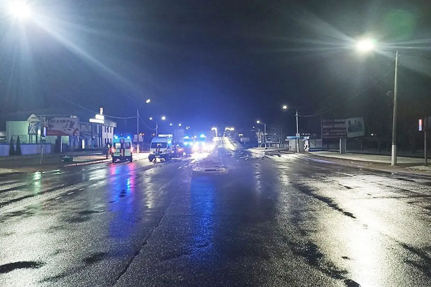 В Барановичах вишневая «пятерка» собрала три авто в линию