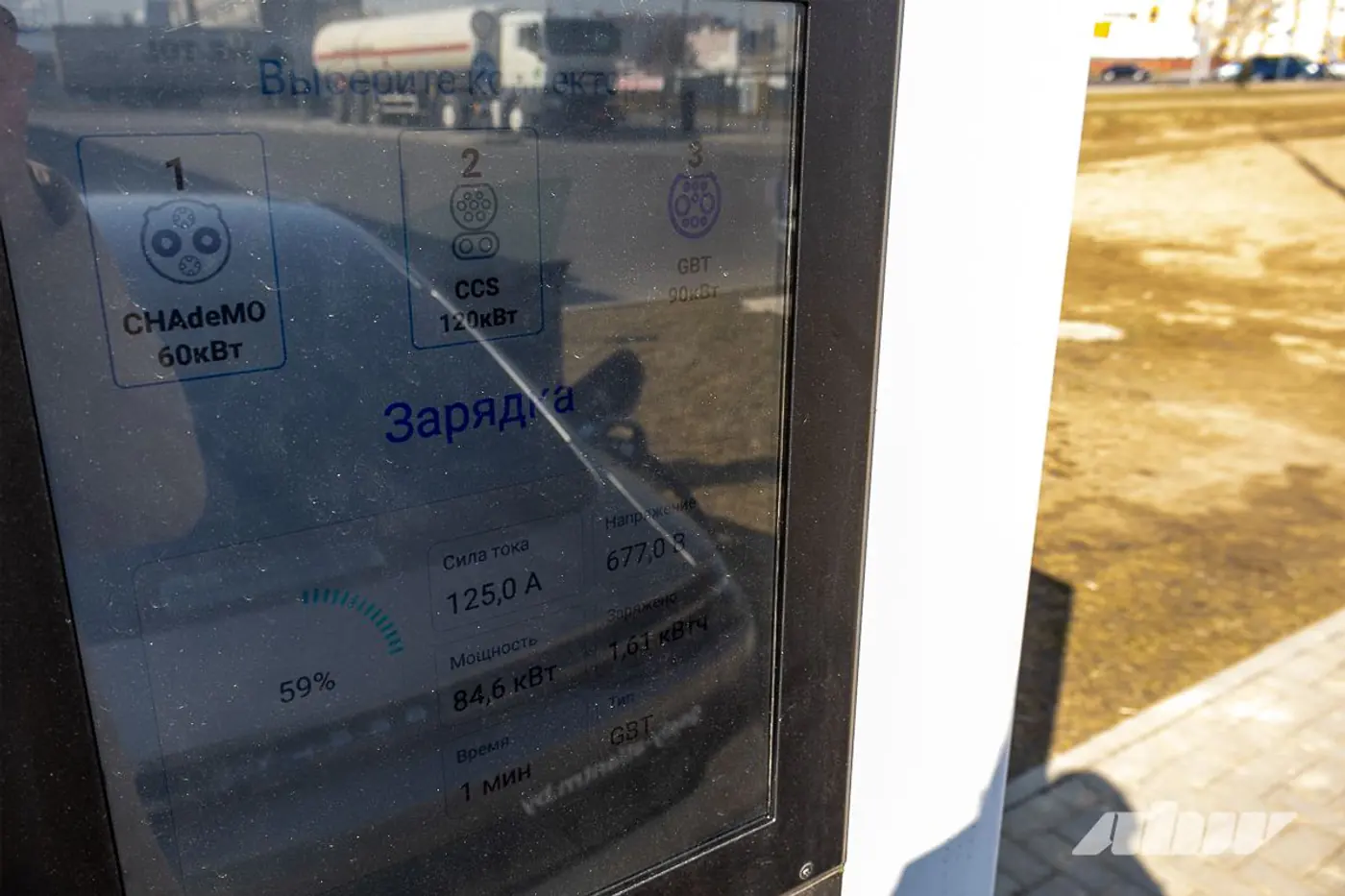 Заявленное против реального: проверяем работу мощных зарядок Malanka