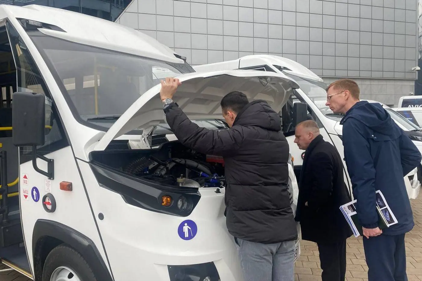 МЗКТ представил новые модели автобусов «Неман»