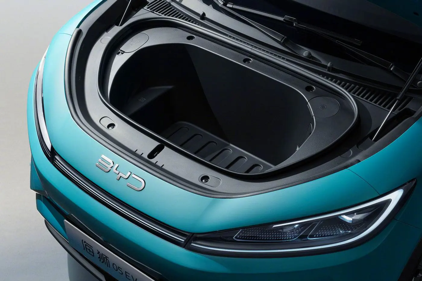 Кроссовер BYD Sealion 05 EV рассекречен полностью