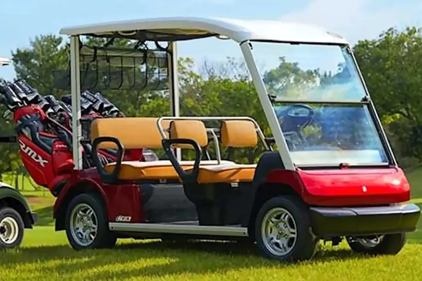 Полвека производства: Yamaha выпустит к юбилею новые гольф-кары