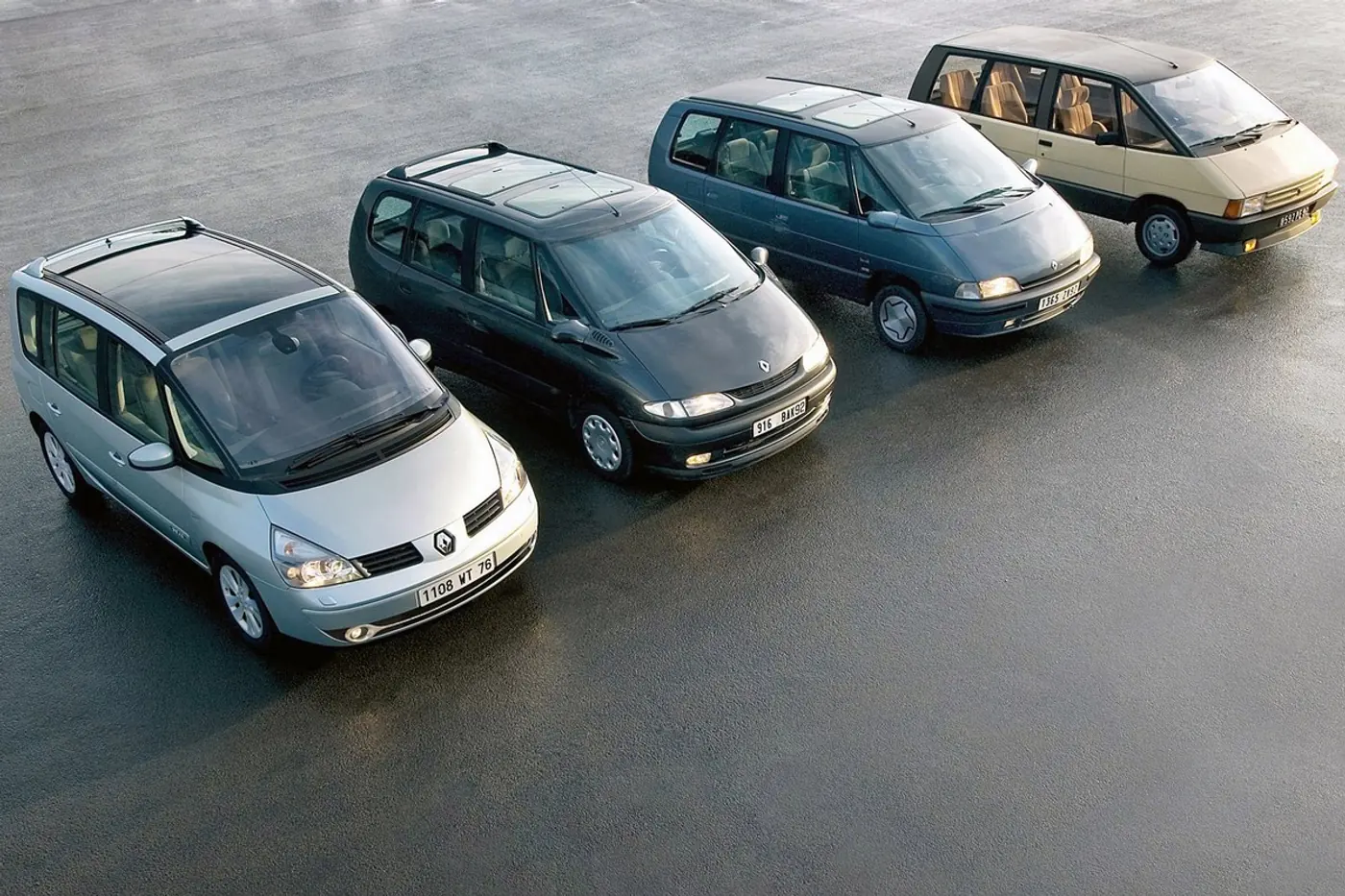 Эволюция Renault Espace: из однообъемника в кроссоверы