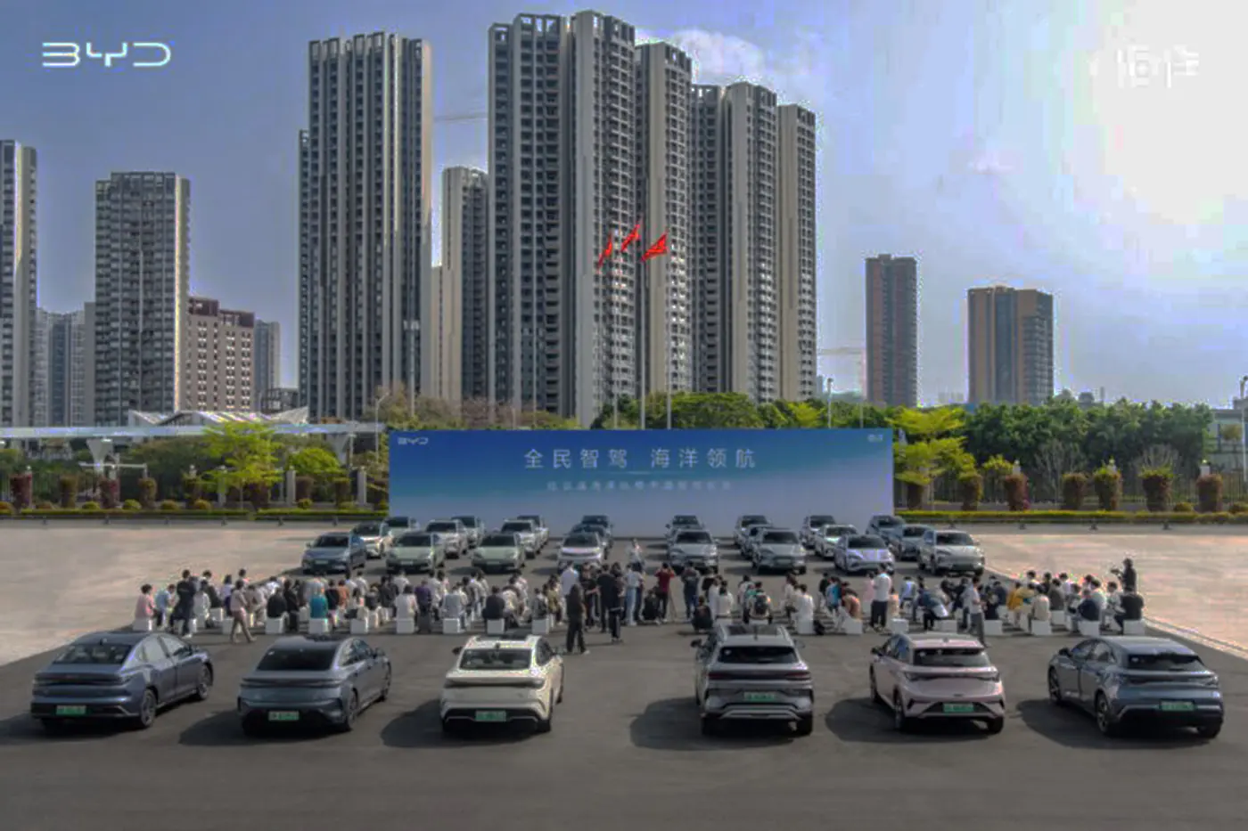Как тебе такое, Илон Маск: BYD обходит Tesla по продажам электромобилей
