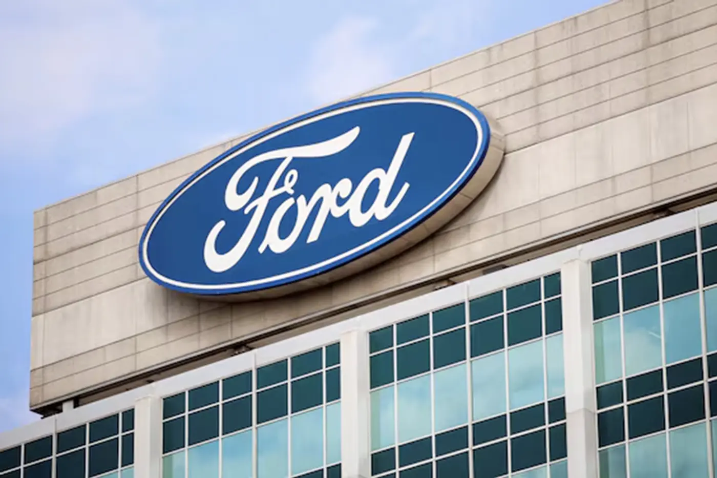 Под отзыв попали более 105 000 внедорожников Ford – причина в ремнях безопасности