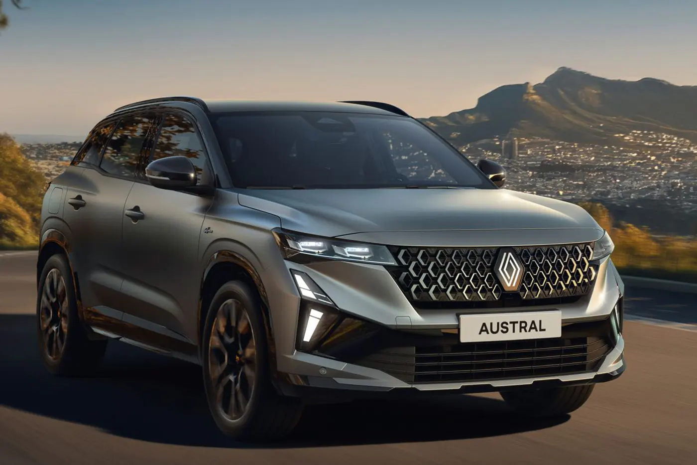 Кроссовер Renault Austral: рестайлинг и сокращение гаммы