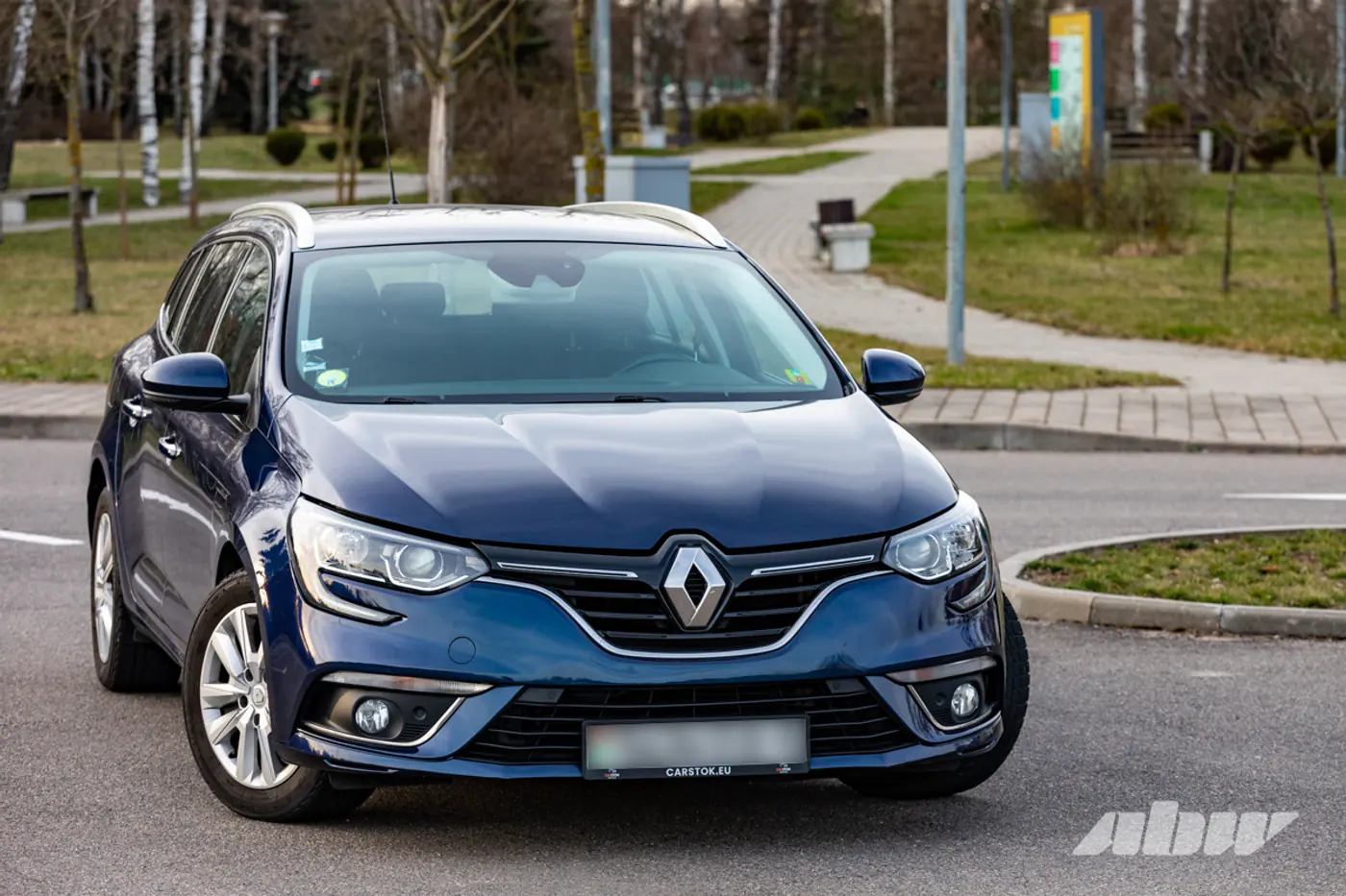 К нему ведет народная тропа: тест-драйв подержанного Renault Megane IV