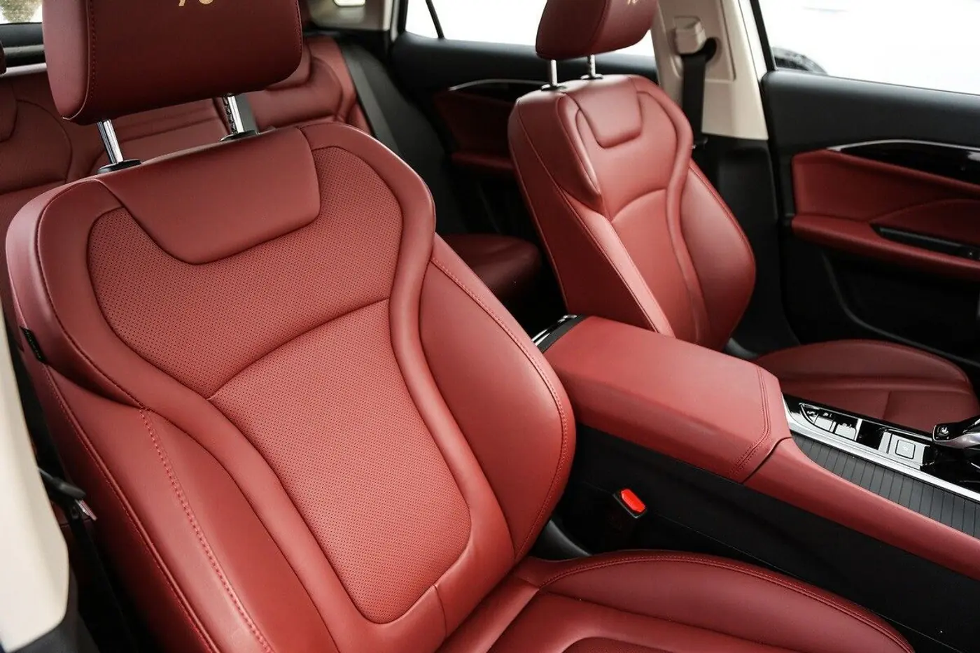 Лифтбек FAW Bestune B70 удивит даже фаната Toyota Camry: бизнес-класс по цене «бюджетника»