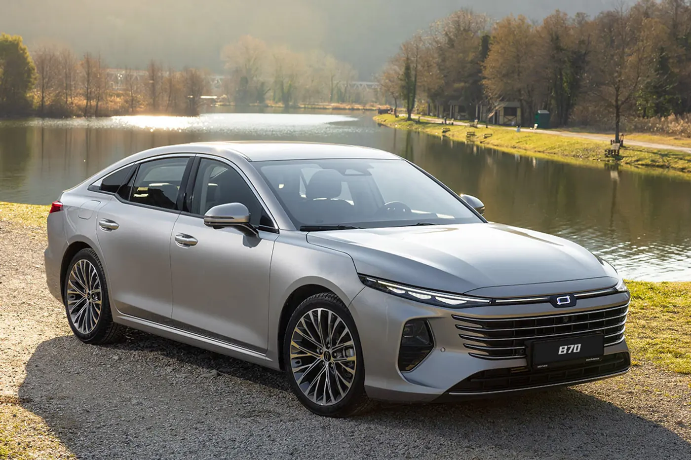 Лифтбек FAW Bestune B70 удивит даже фаната Toyota Camry: бизнес-класс по цене «бюджетника»
