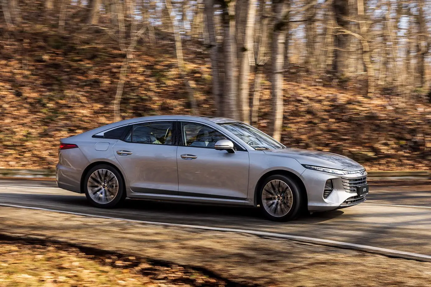 Лифтбек FAW Bestune B70 удивит даже фаната Toyota Camry: бизнес-класс по цене «бюджетника»