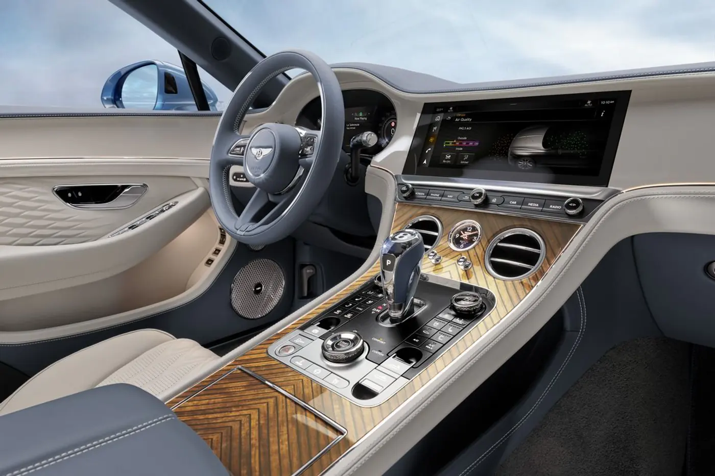 Модели Bentley обзавелись гибридной установкой меньшей мощности