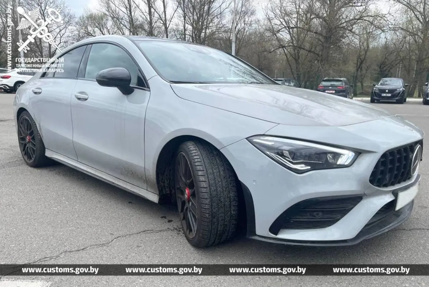 Таможня арестовала до суда Mercedes-Benz – вот в чем было дело