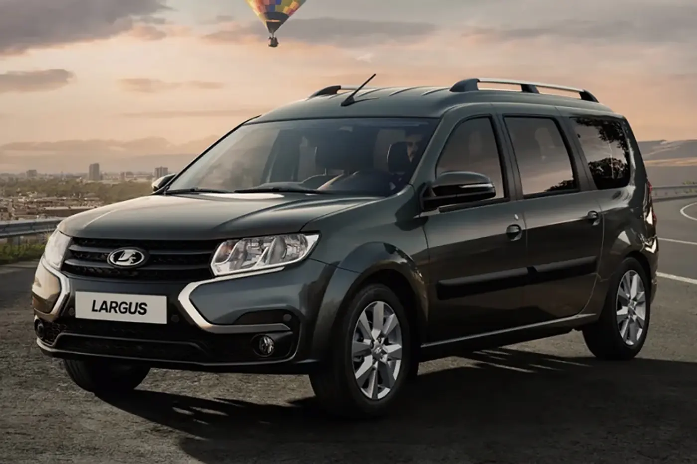 В России почти половину LADA Largus купили юрлица