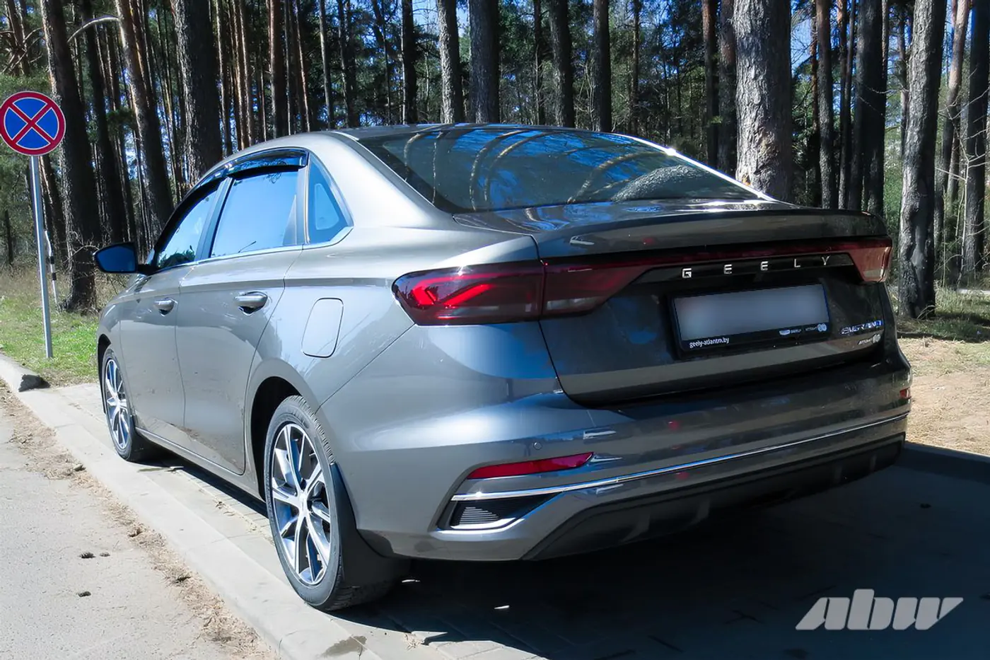 «Соперников у этой машины нет»: мнение владельца Geely Emgrand