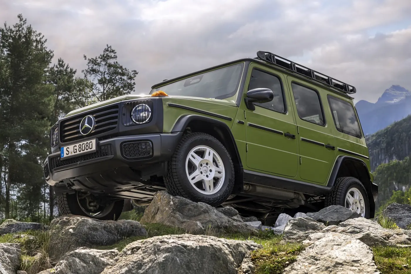 Mercedes G-класса и Porsche 911: ностальгические спецверсии