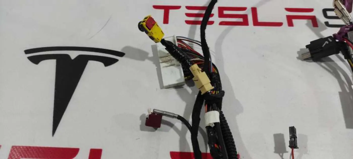 Проводка к Tesla Model 3 2019