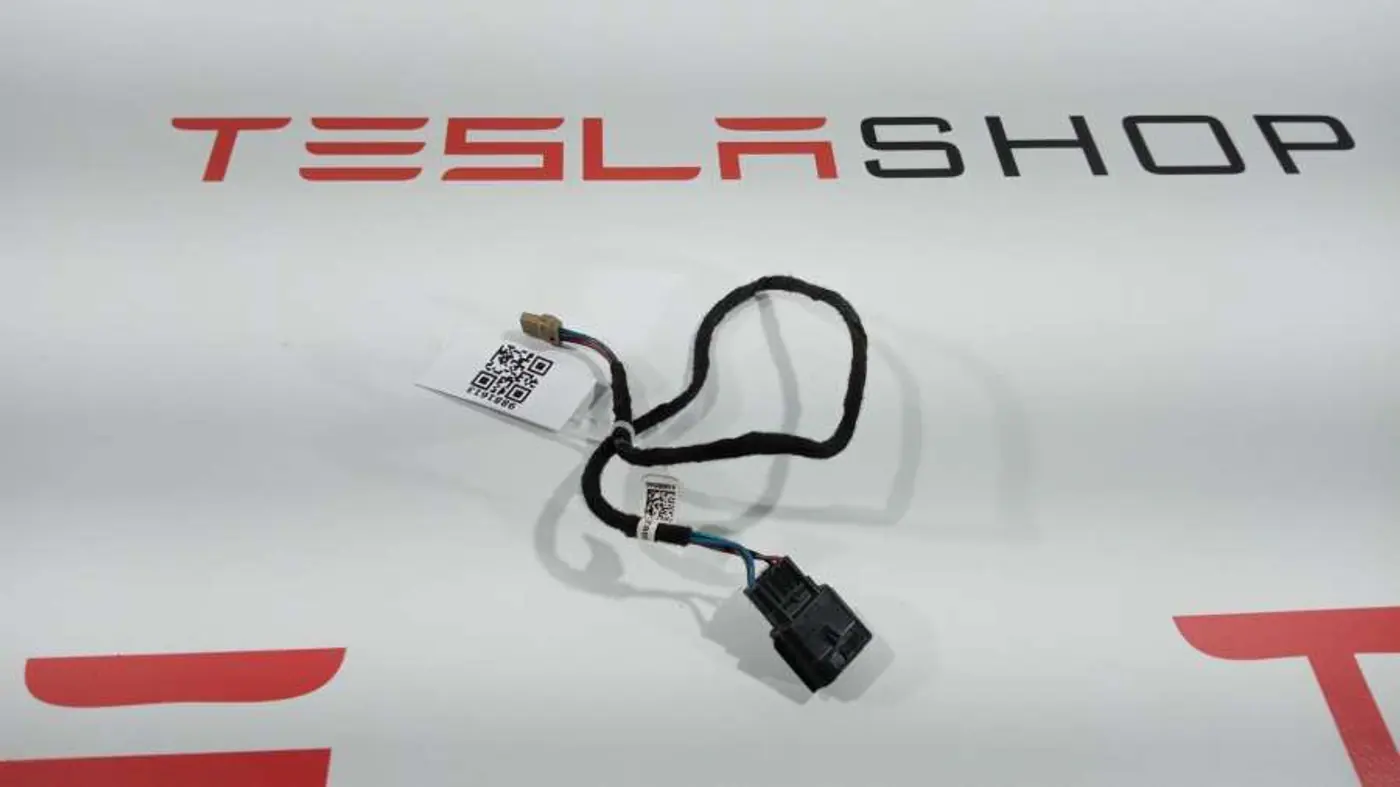 Ручка наружная к Tesla Model S 2014