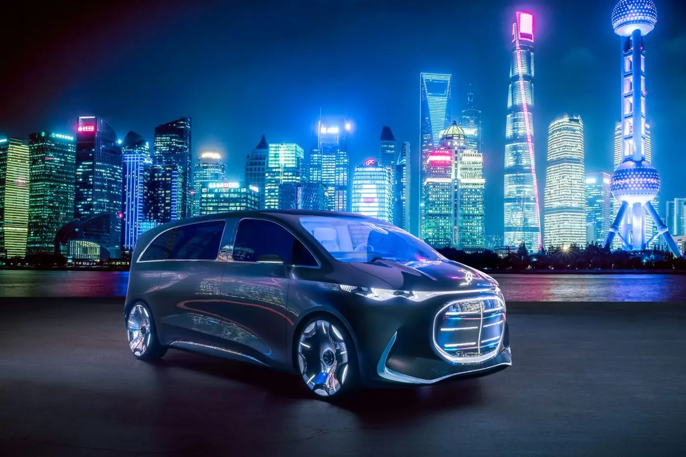 Шанхайский экспресс: «немцы» и «японцы» на выставке Auto Shanghai 2025