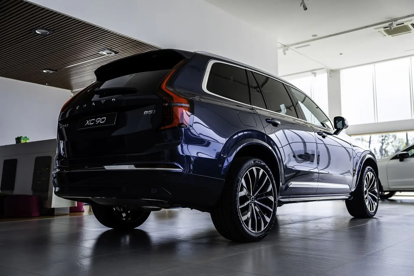 Volvo возвращается в Беларусь: в страну приехал новый Volvo XC90